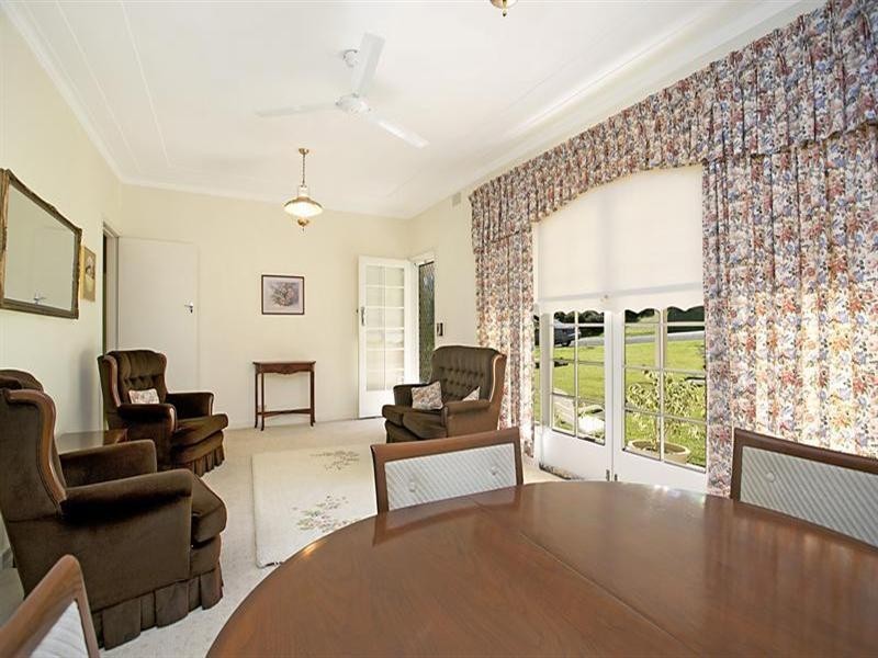 2 Ashbury Street, Adamstown Heights NSW 2289