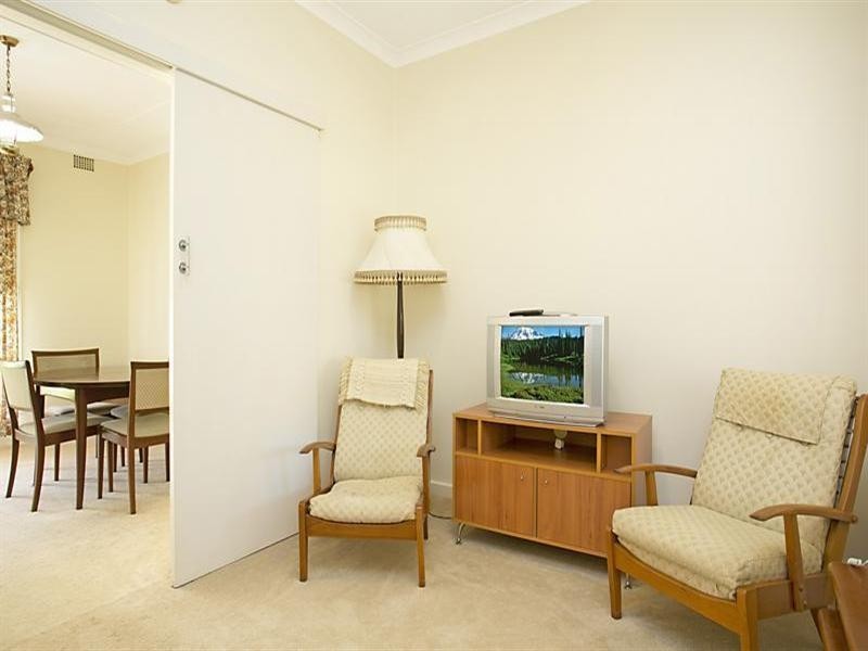 2 Ashbury Street, Adamstown Heights NSW 2289