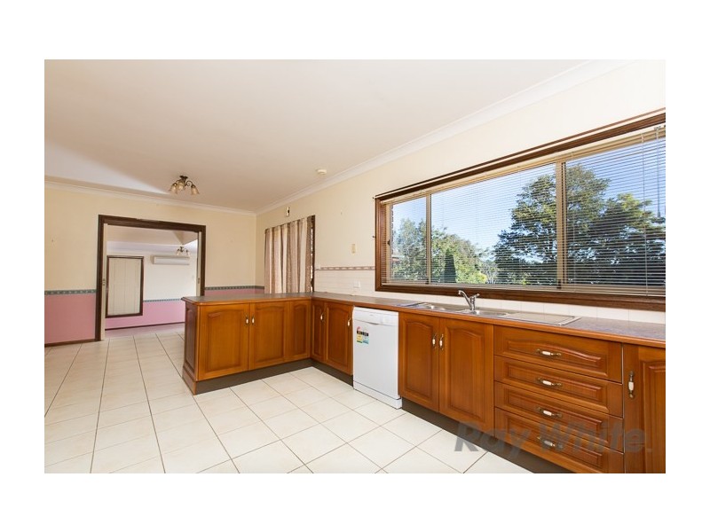 64 Dangerfield Drive, Elermore Vale NSW 2287