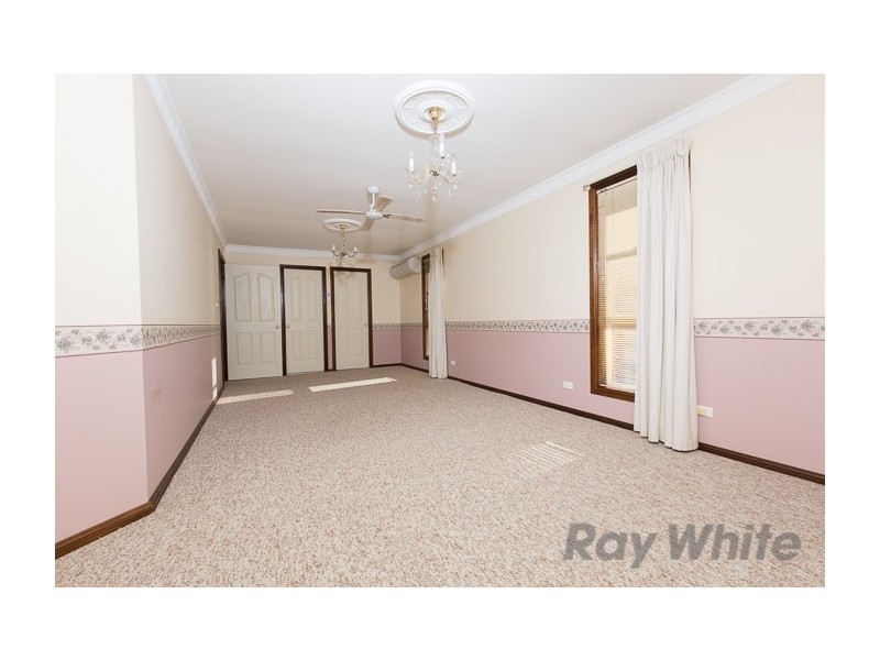 64 Dangerfield Drive, Elermore Vale NSW 2287