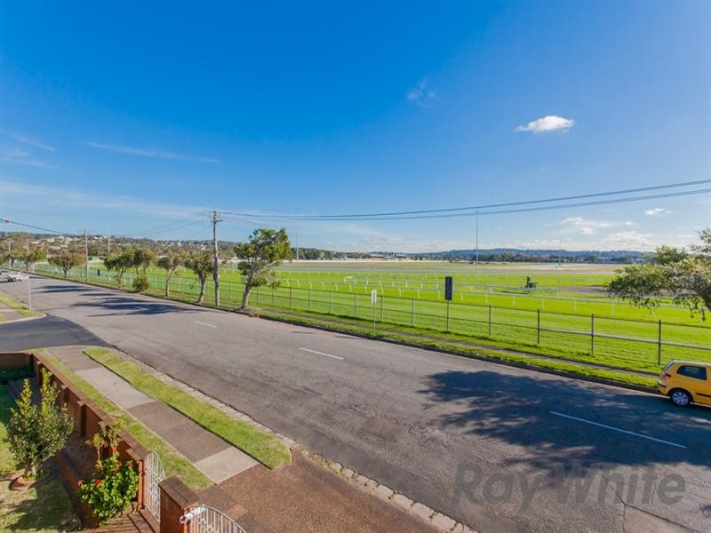 187 Beaumont Street, Hamilton NSW 2303