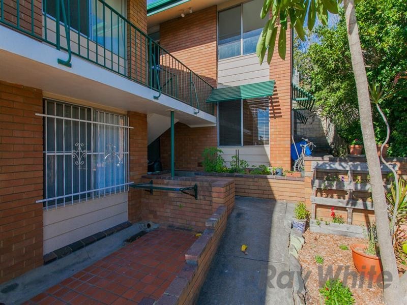Unit 2/18 Hillview Crescent, The Hill NSW 2300