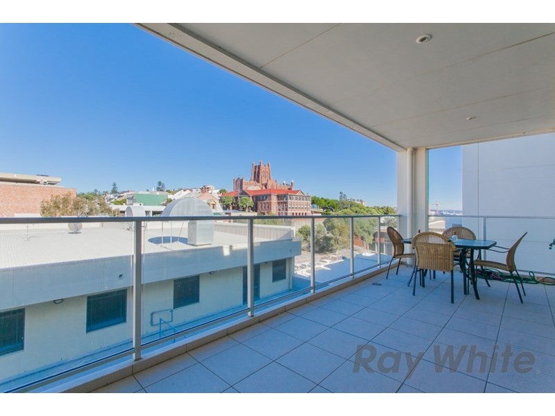 802/24 Bolton Street, Newcastle NSW 2300