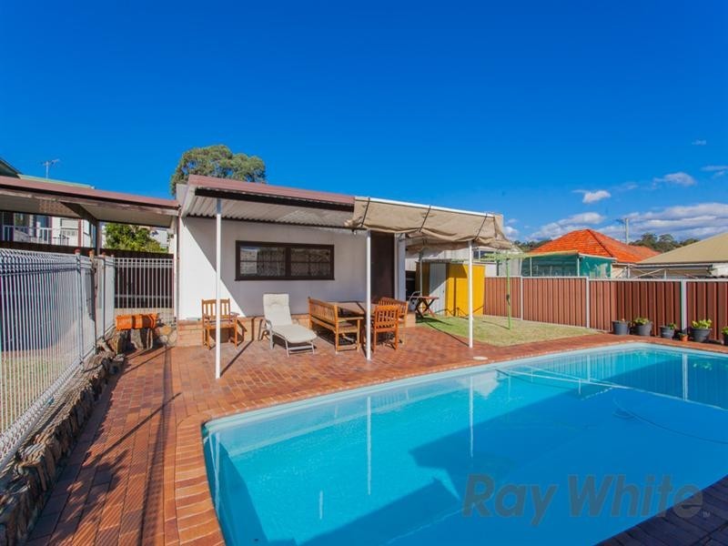 10 Delauret Square, Waratah West NSW 2298