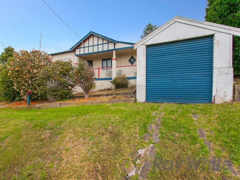 24 Illawarra Avenue, Cardiff NSW 2285