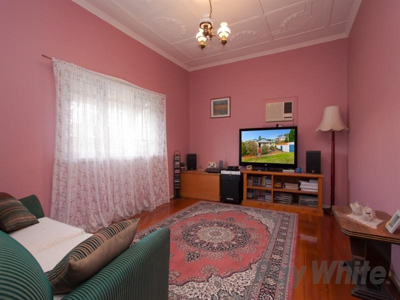 24 Illawarra Avenue, Cardiff NSW 2285