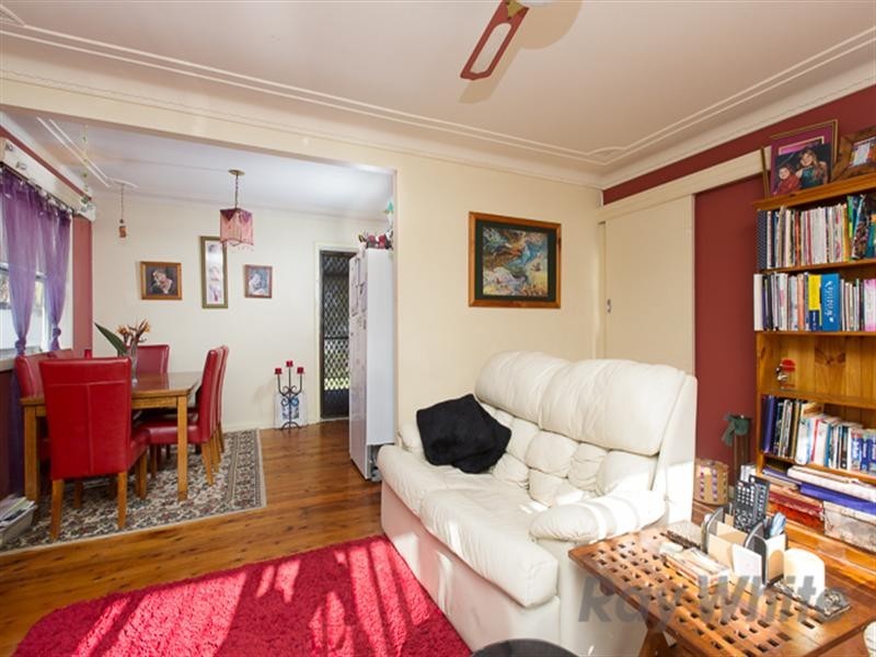 22 Buttaba Avenue, Belmont North NSW 2280