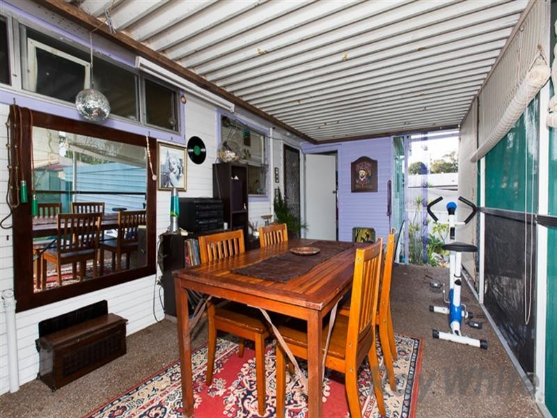 22 Buttaba Avenue, Belmont North NSW 2280