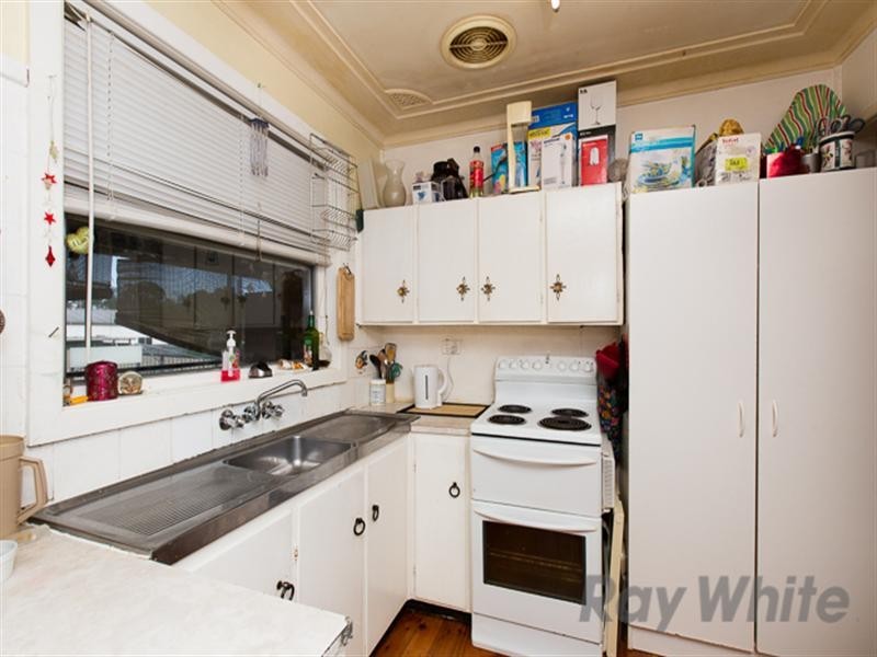 22 Buttaba Avenue, Belmont North NSW 2280
