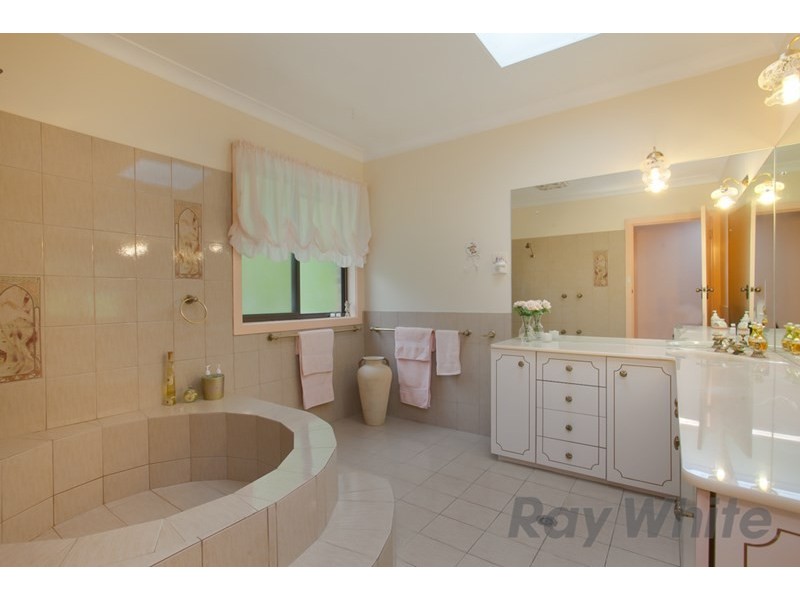 6 Orlando Close, Eleebana NSW 2282