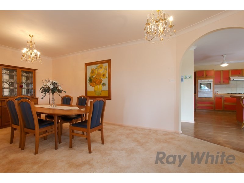 6 Orlando Close, Eleebana NSW 2282