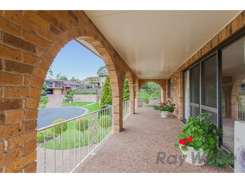 6 Orlando Close, Eleebana NSW 2282