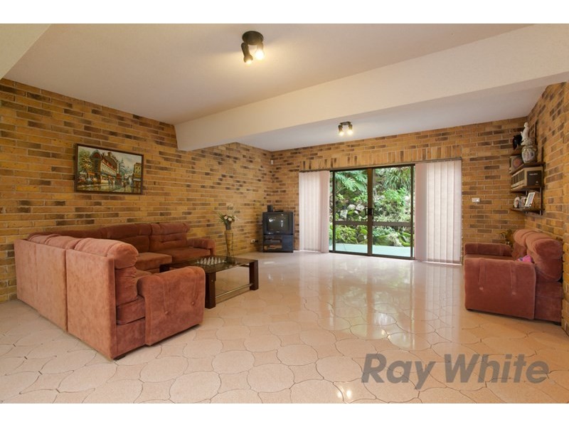 6 Orlando Close, Eleebana NSW 2282