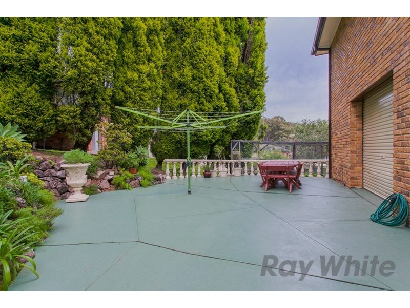 6 Orlando Close, Eleebana NSW 2282