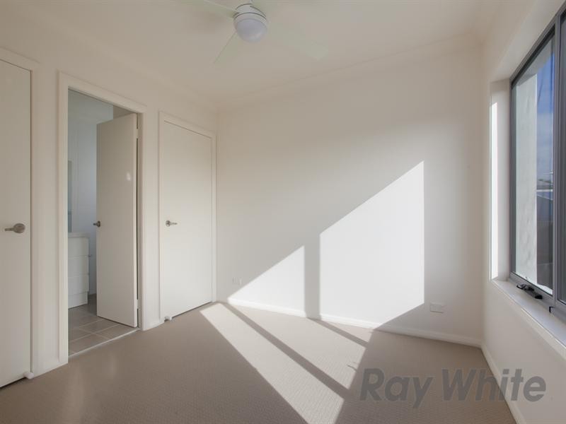 Unit 2/74 Carrington Street, Mayfield NSW 2304