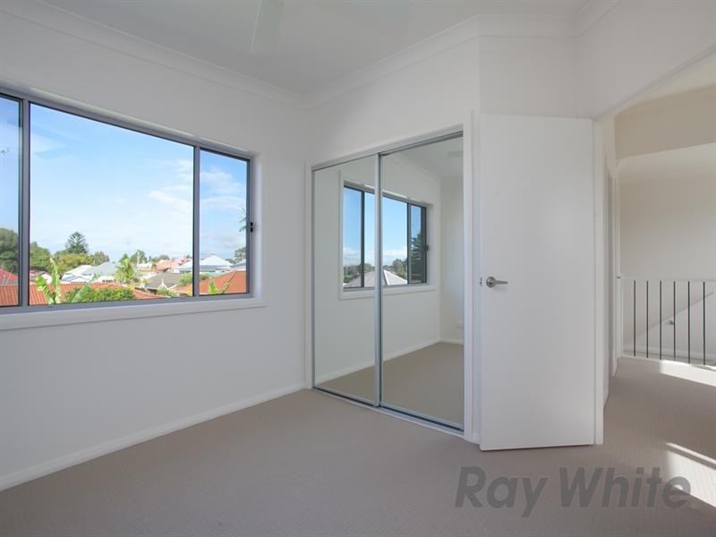 Unit 2/74 Carrington Street, Mayfield NSW 2304