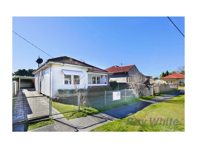 90 Upfold Street, Mayfield NSW 2304