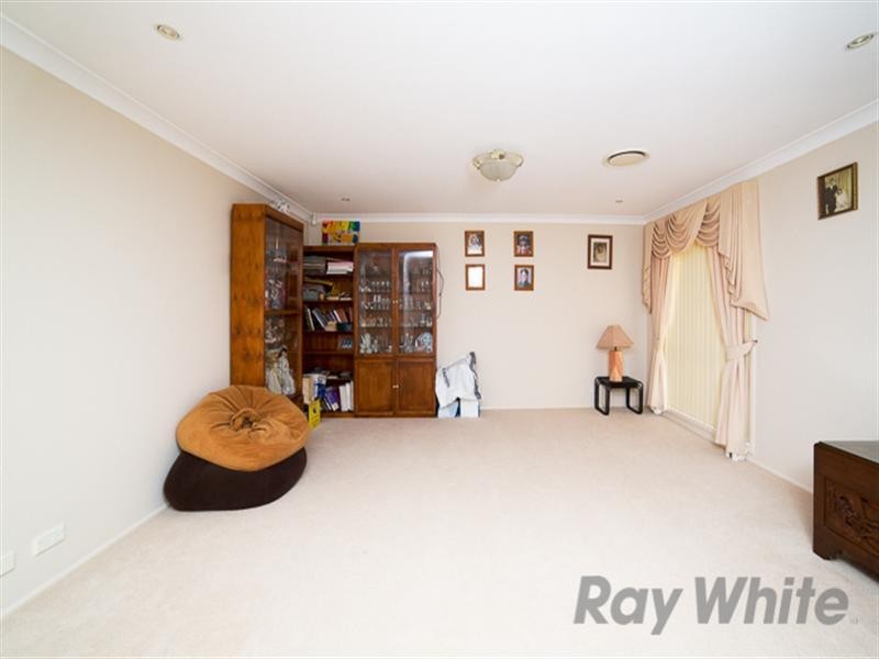 3 Brumby Crescent, Maryland NSW 2287
