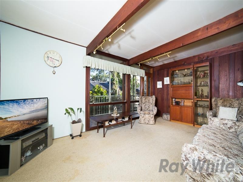 11 Aylward Street, Belmont NSW 2280