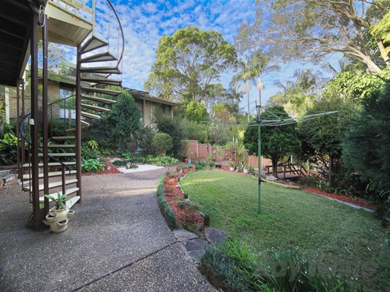 11 Aylward Street, Belmont NSW 2280