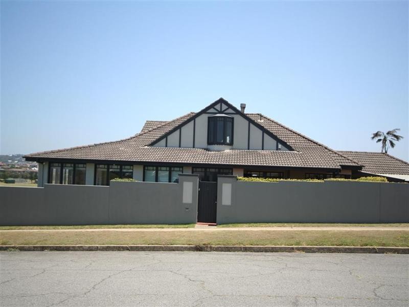 2 Bar Beach Avenue, Bar Beach NSW 2300