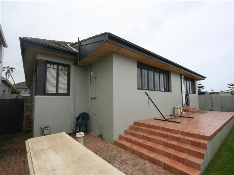 2 Bar Beach Avenue, Bar Beach NSW 2300