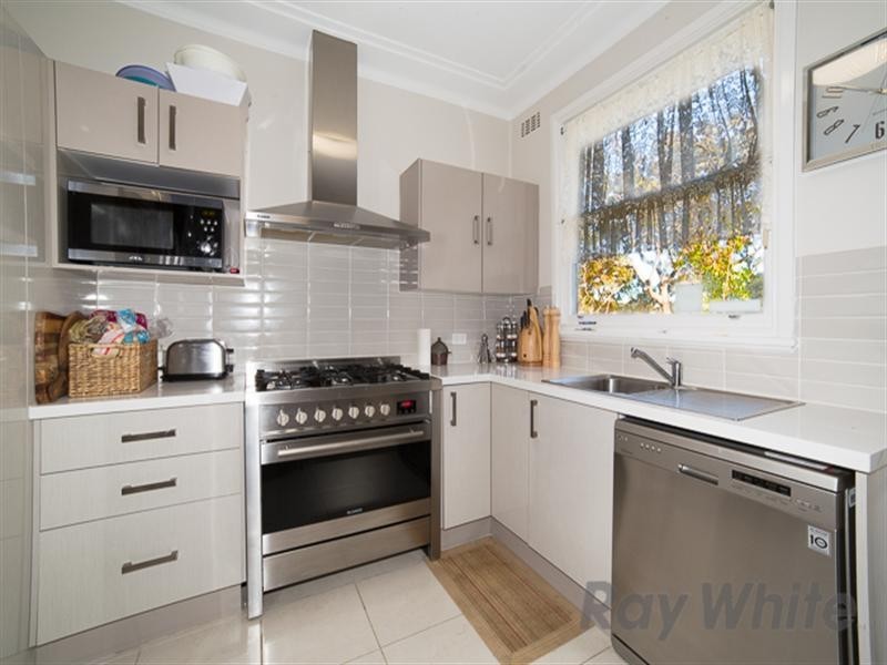 33 Kimbarra Close, Kotara NSW 2289