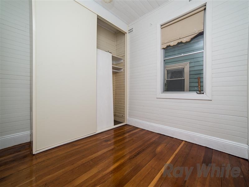 33 Forbes Street, Carrington NSW 2294