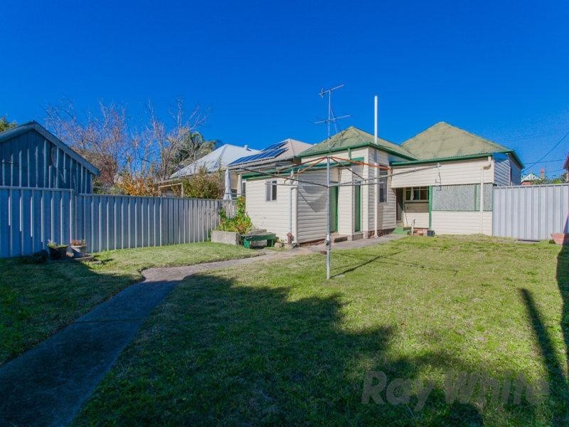 33 Forbes Street, Carrington NSW 2294