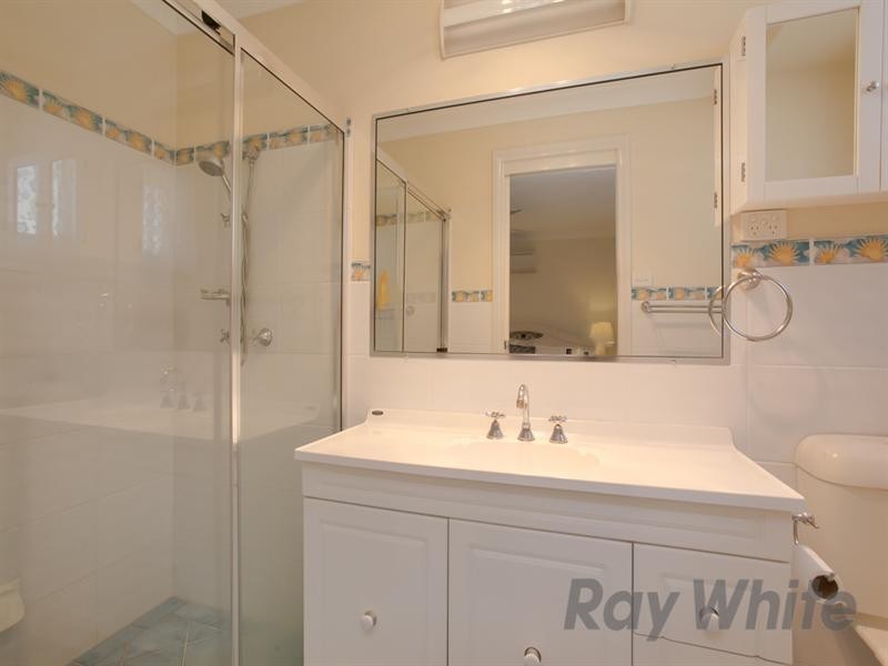 49 Green Point Drive, Belmont NSW 2280