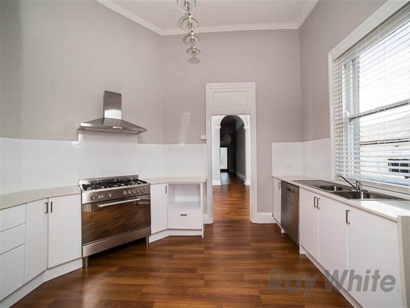 74 Carrington Street, Mayfield NSW 2304