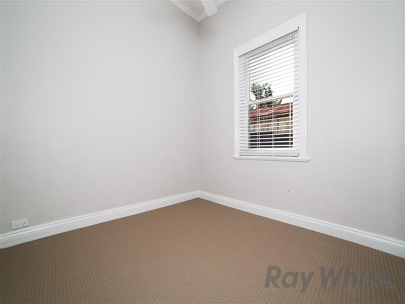 74 Carrington Street, Mayfield NSW 2304