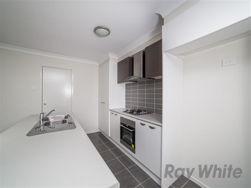 38 Brookfield Avenue, Fletcher NSW 2287