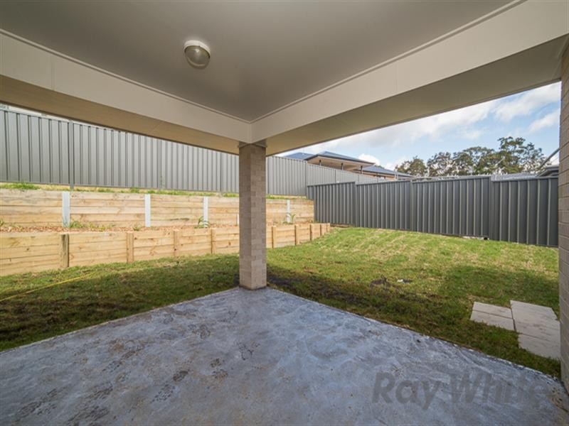 38 Brookfield Avenue, Fletcher NSW 2287