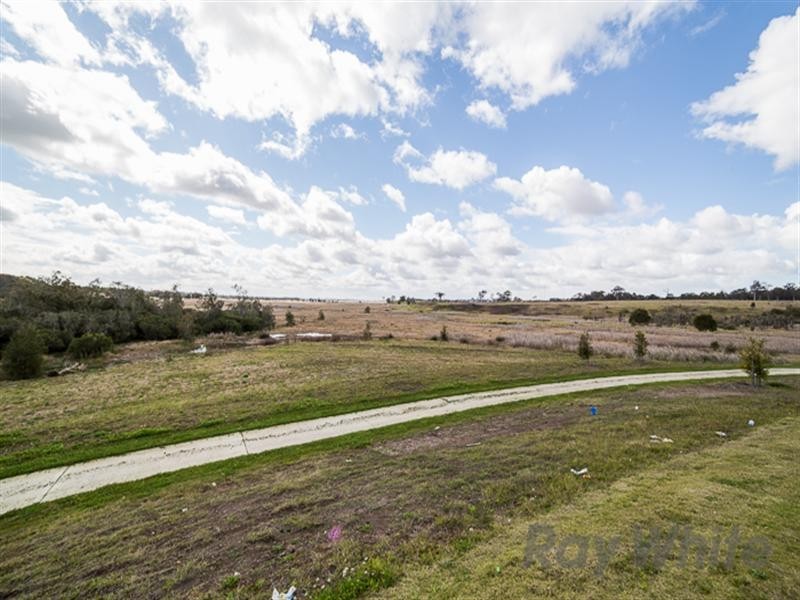 38 Brookfield Avenue, Fletcher NSW 2287