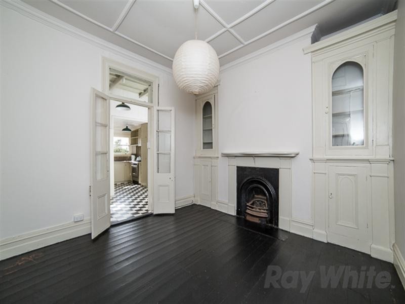 2/44 Tyrrell Street, Newcastle NSW 2300