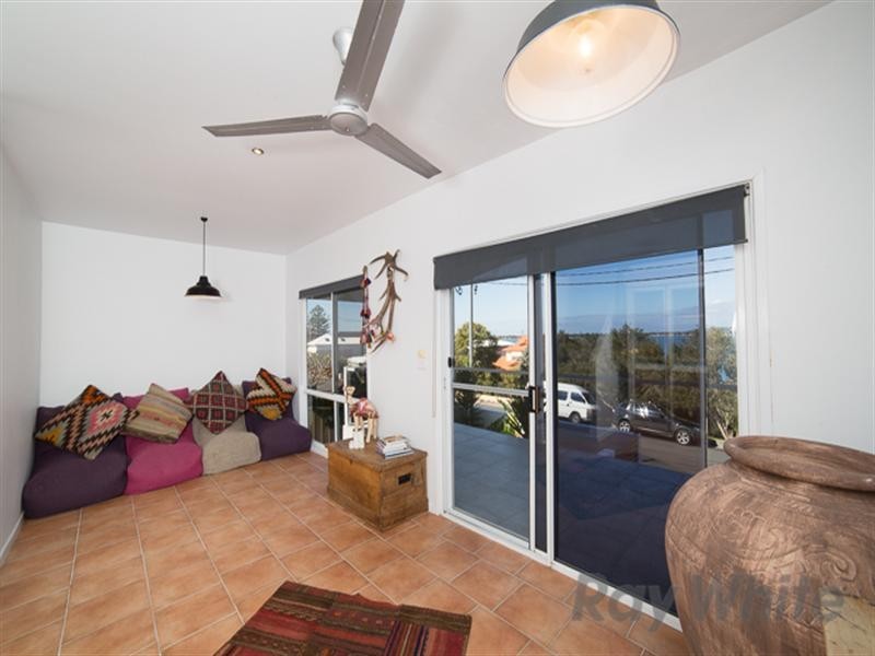 95 Ross Street, Belmont NSW 2280