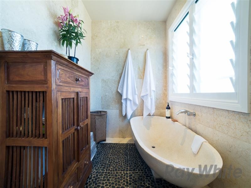 95 Ross Street, Belmont NSW 2280