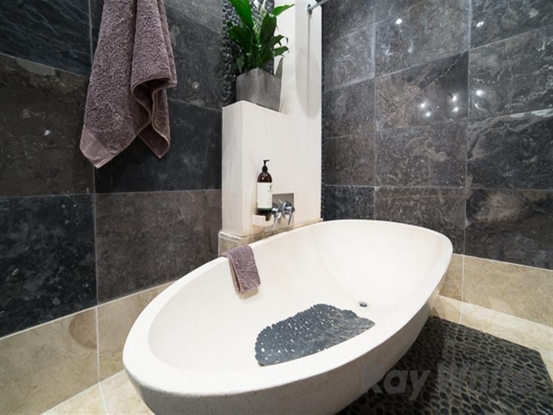 95 Ross Street, Belmont NSW 2280