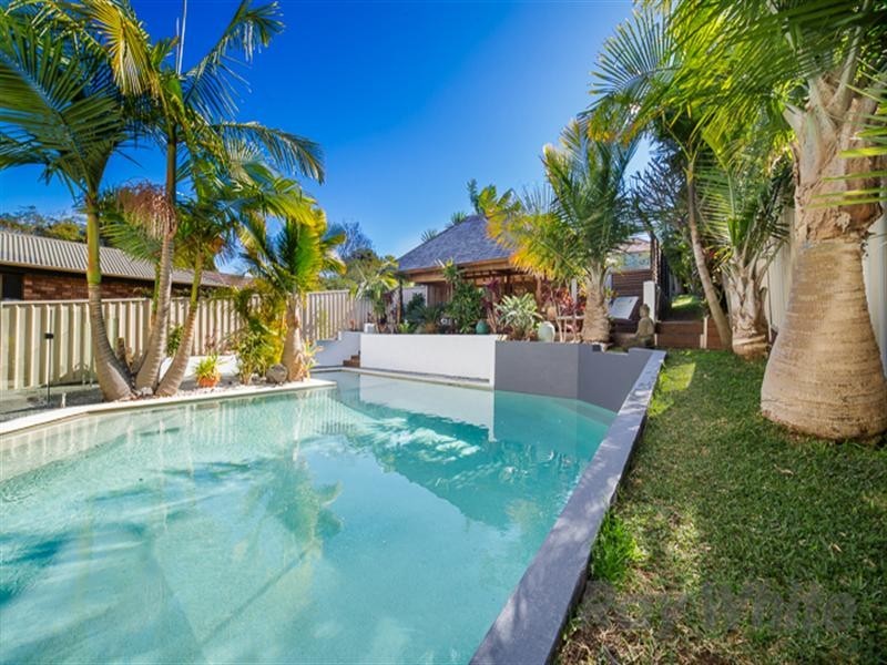 95 Ross Street, Belmont NSW 2280