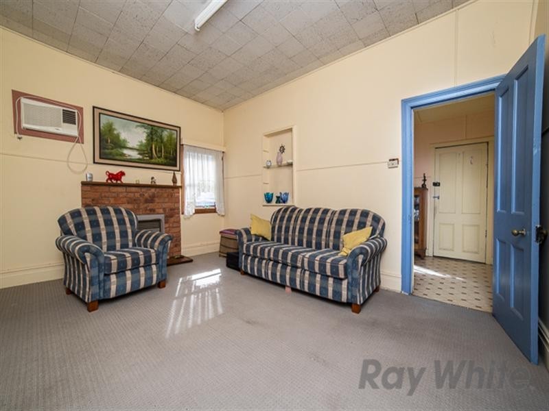 13 Brisbane Waters Road, Adamstown Heights NSW 2289