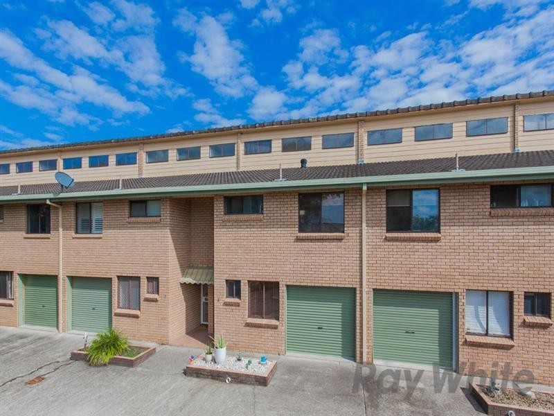 8/17 Campbell Street, Warners Bay NSW 2282