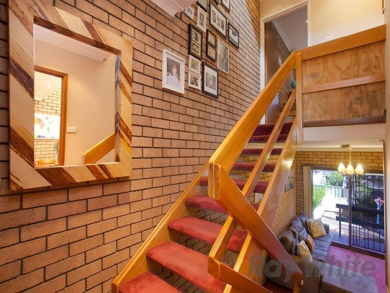 8/17 Campbell Street, Warners Bay NSW 2282