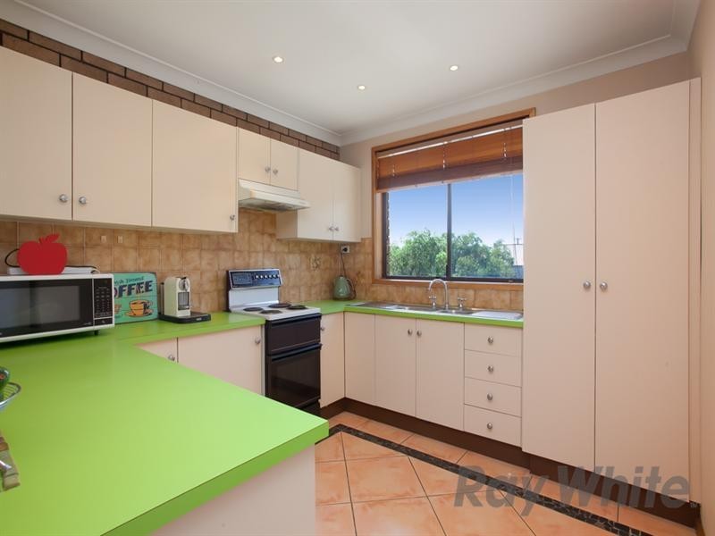 8/17 Campbell Street, Warners Bay NSW 2282
