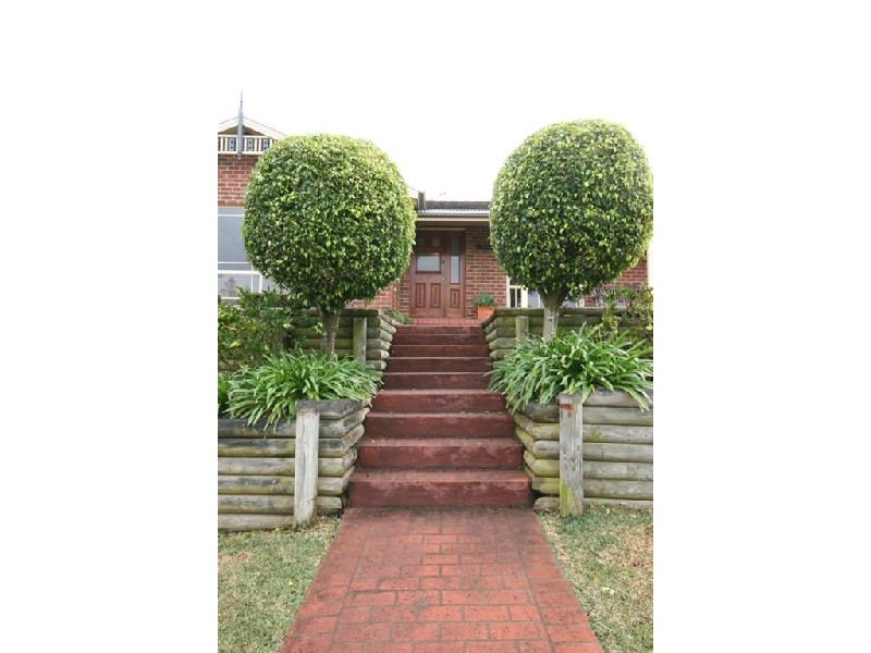 11 Rosamond Street, Maryland NSW 2287