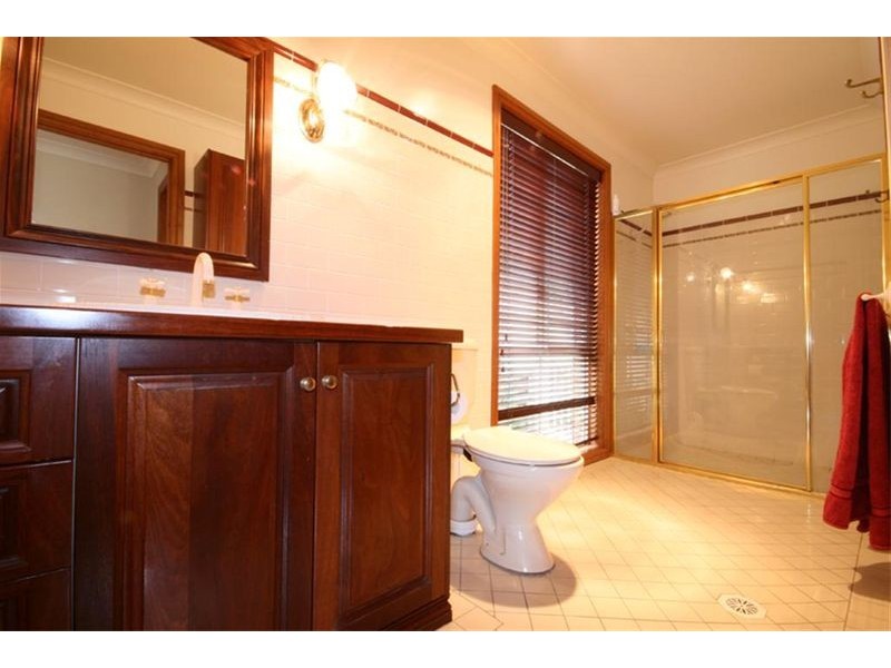 11 Rosamond Street, Maryland NSW 2287