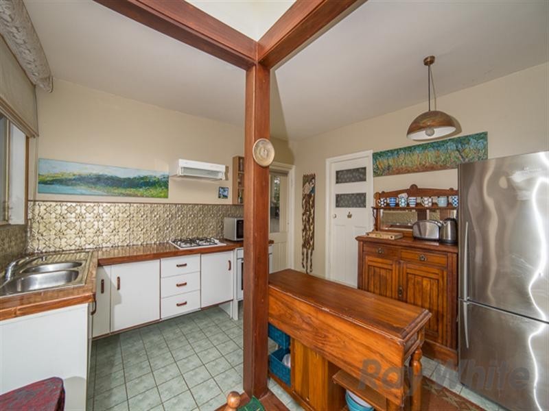 5 Edmund Street, Mayfield NSW 2304