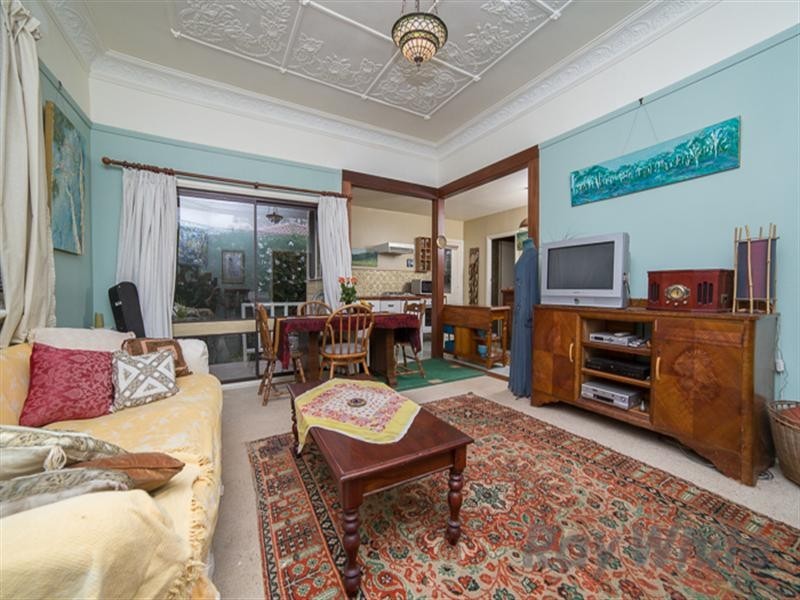 5 Edmund Street, Mayfield NSW 2304