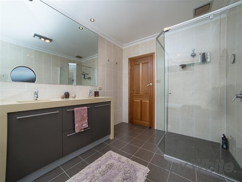 9 Rosebank Drive, Wallalong NSW 2320