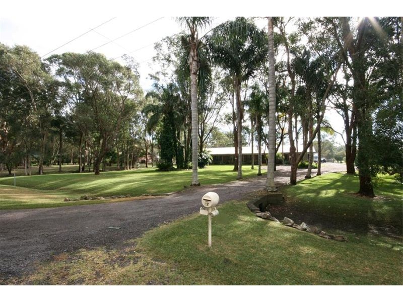 17 Shady Avenue, Salt Ash NSW 2318